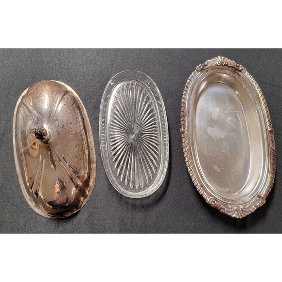 Vintage Sheridan Silver Plated Butter Dish w/Glass Insert - Oval Shaped Lid - Picture 6 of 13
